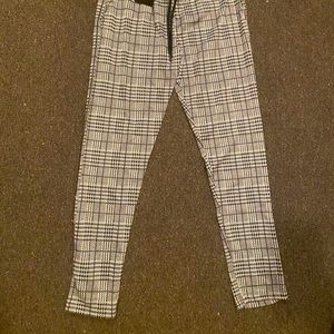 Brand New Boohoo Man Plaid Joggers